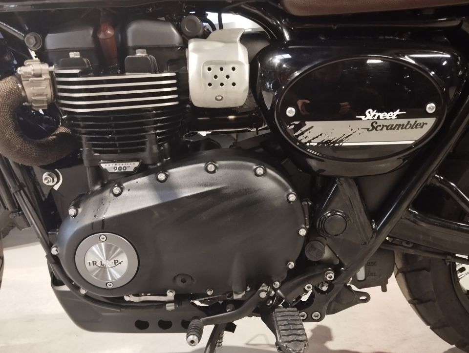 TRIUMPH STREET SCRAMBLE 4