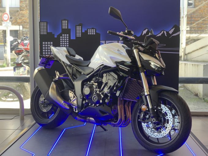 HONDA CB 1000 Hornet 4