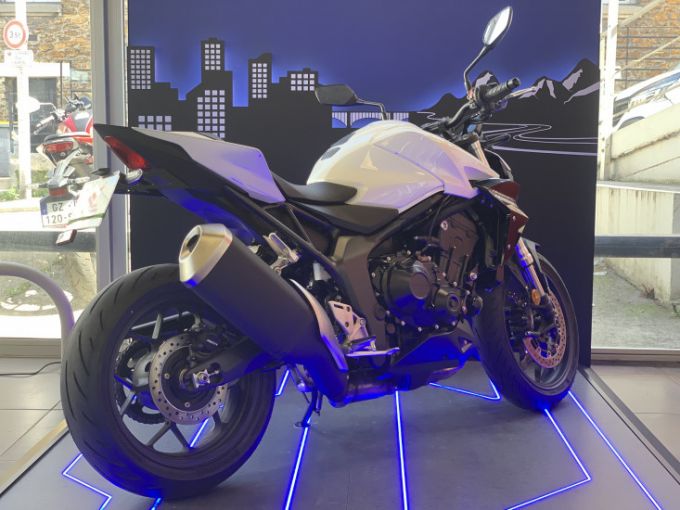 HONDA CB 1000 Hornet 4