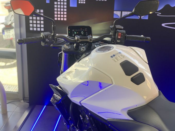 HONDA CB 1000 Hornet 4