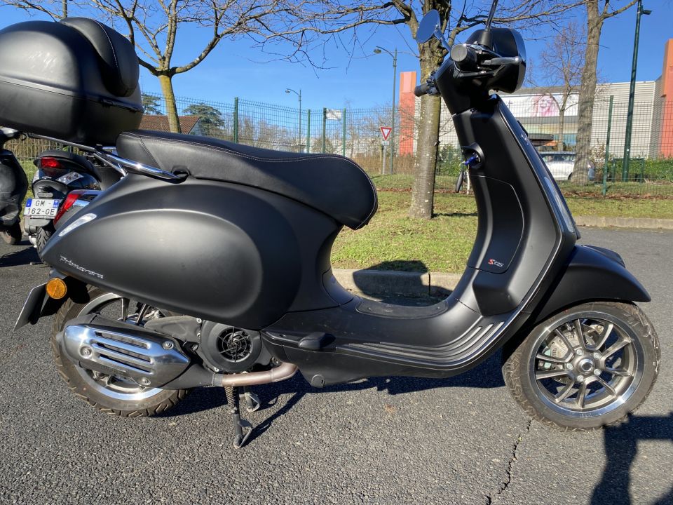VESPA PRIMAVERA 125 4