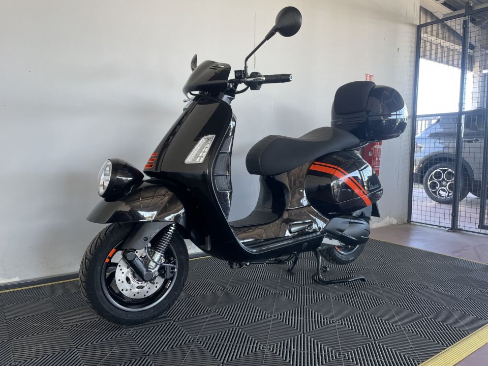 VESPA GTV 300 4