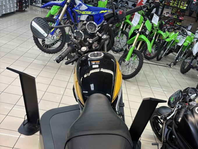 KAWASAKI Z 650 4