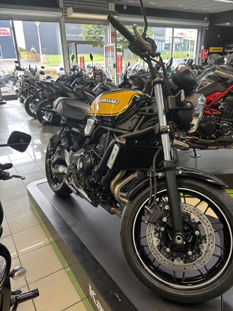 KAWASAKI Z 650 4