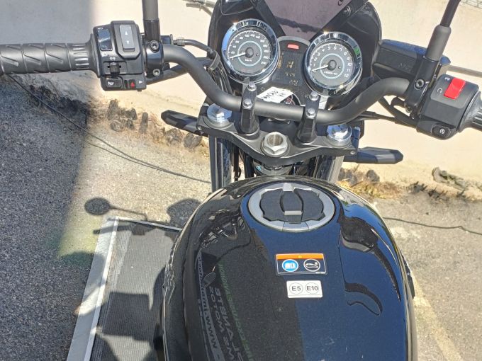 KAWASAKI Z650 RS 260 KMS VALISES SOUPLE +TETE DE FOUCHE 4