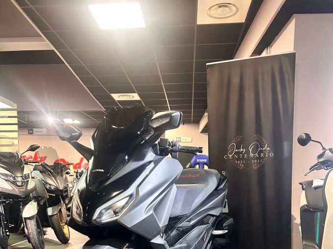 HONDA NSS FORZA 125 4