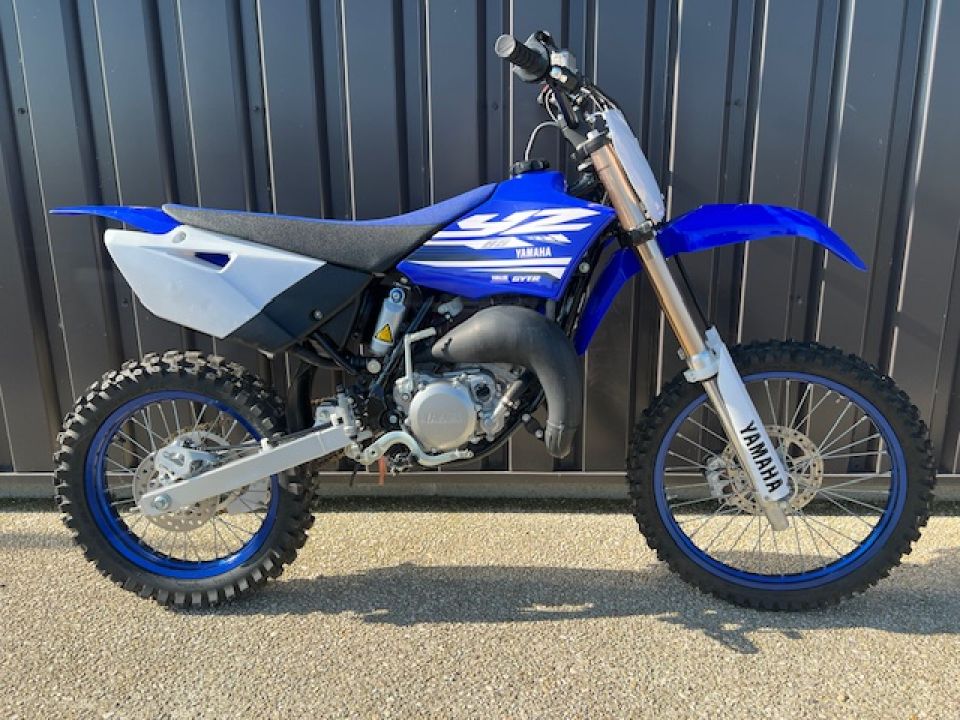 YAMAHA YZ85 4