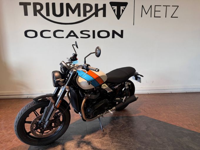TRIUMPH SPEED TWIN 900 4