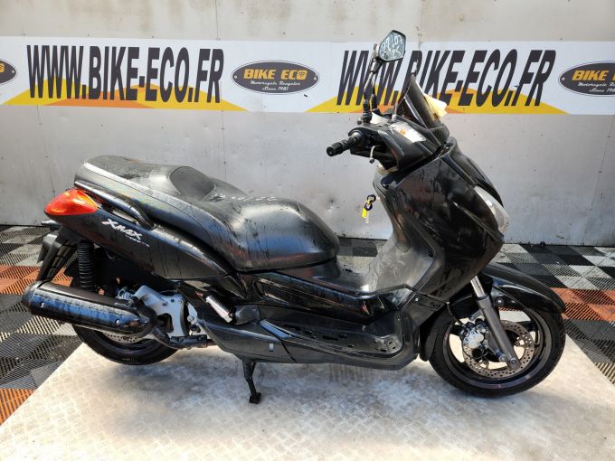YAMAHA XMAX 125 4