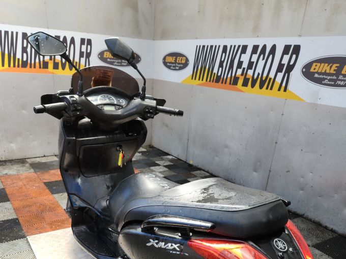 YAMAHA XMAX 125 4