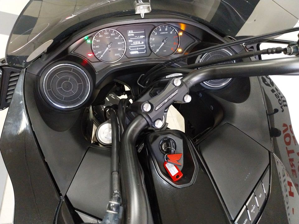 HONDA CTX 1300 ABS 4