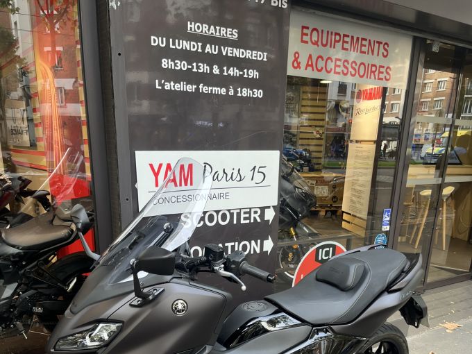 YAMAHA XP T-MAX 560 TECH MAX 4