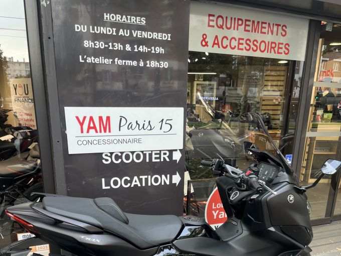 YAMAHA XP T-MAX 560 TECH MAX 4