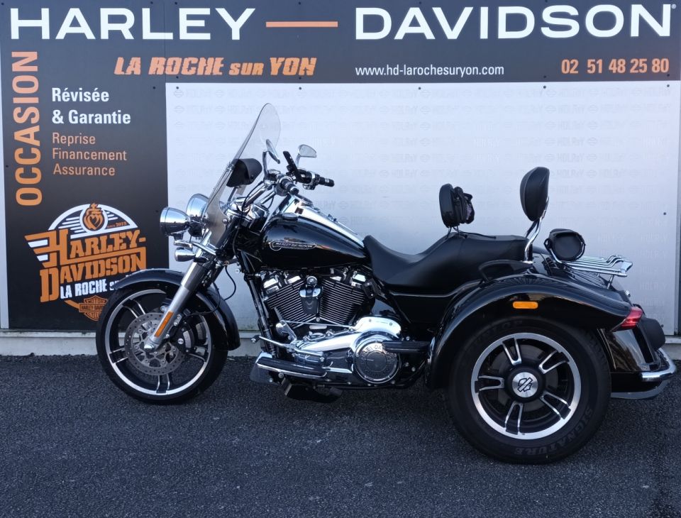 HARLEY-DAVIDSON TRIKE FREEWHEELER 1868 4