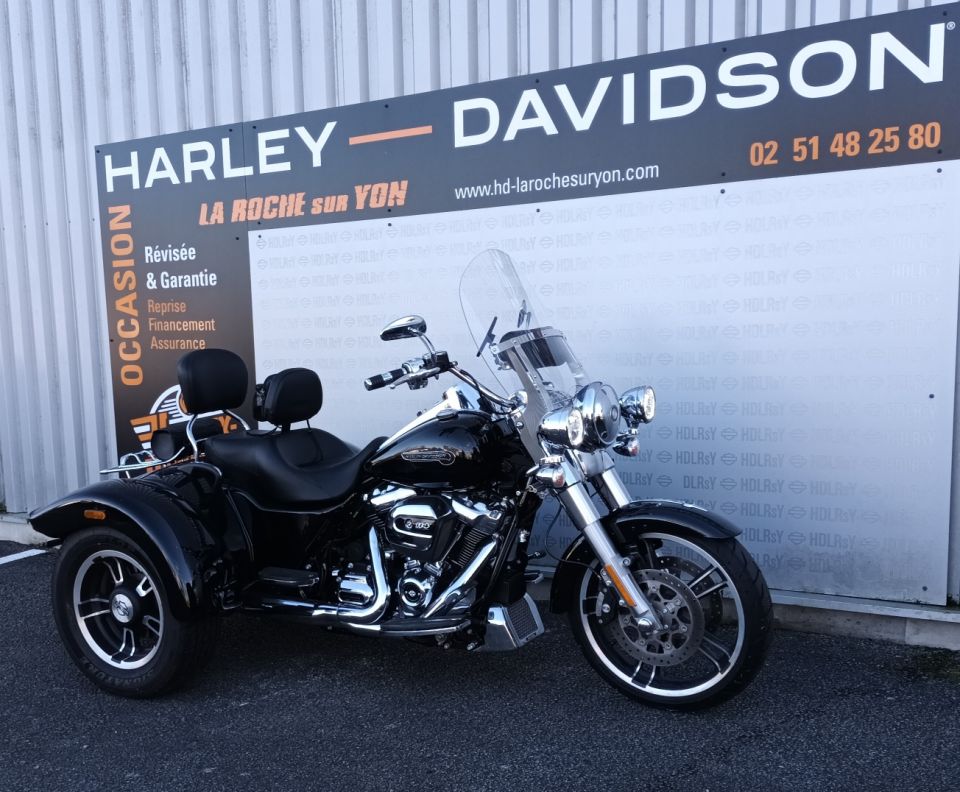 HARLEY-DAVIDSON TRIKE FREEWHEELER 1868 4