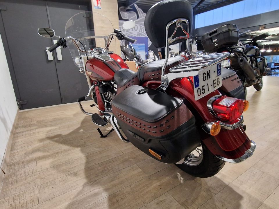 HARLEY-DAVIDSON SOFTAIL HERITAGE 1868 CLASSIC 4