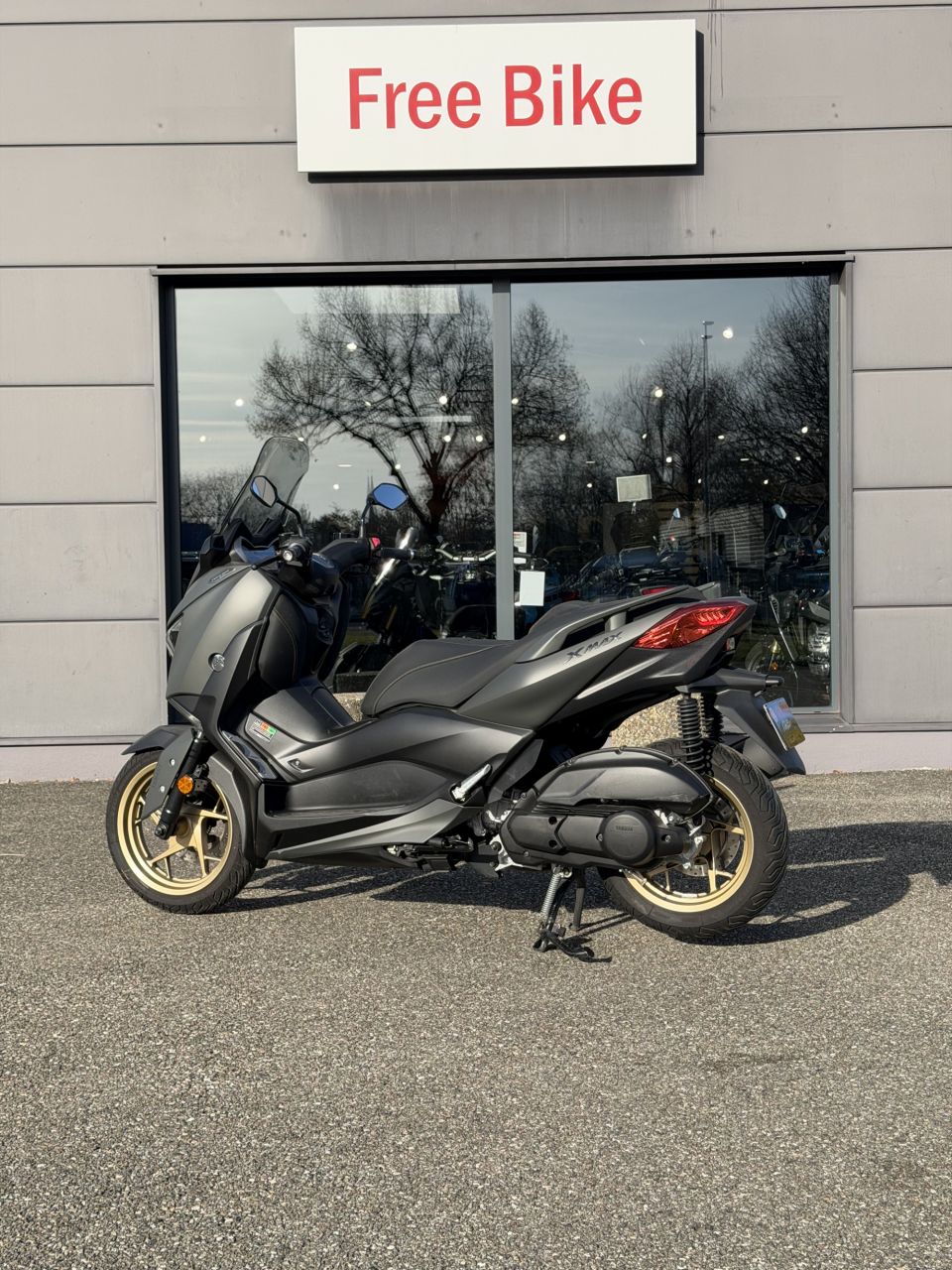 YAMAHA XMAX 125 TECH MAX 4