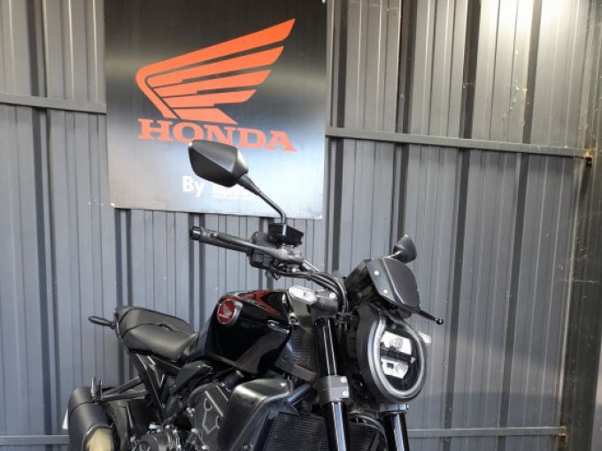 HONDA CB1000R Black Edition 4