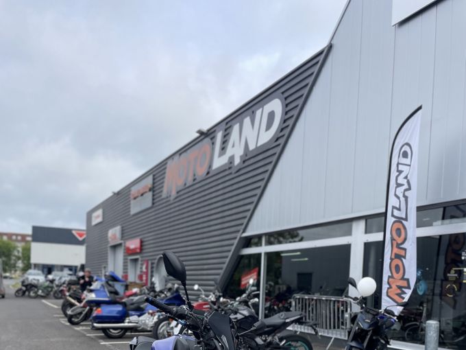 YAMAHA MT-125 ABS 4
