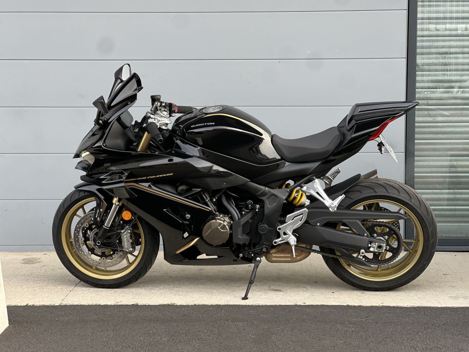 QJ MOTOR SRK 800 RR 4