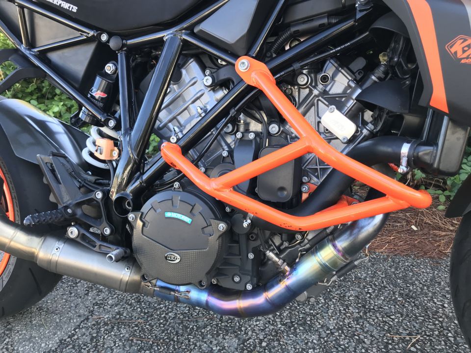 KTM 1290 SUPER DUKE R 4