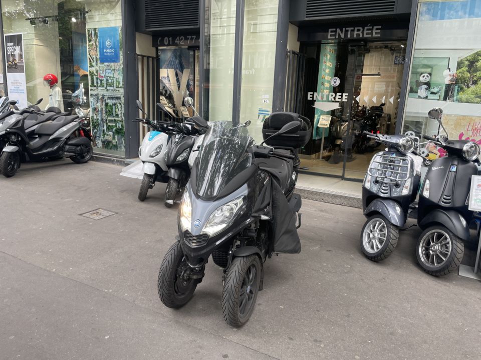 PIAGGIO MP3 300 Hpe ABS/ASR 4