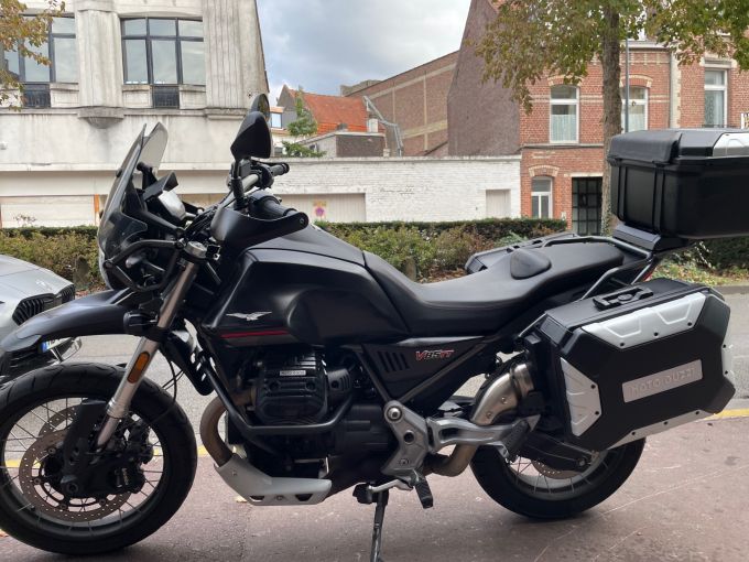 MOTO GUZZI V85 TT / V85TT / V 85 TT 4