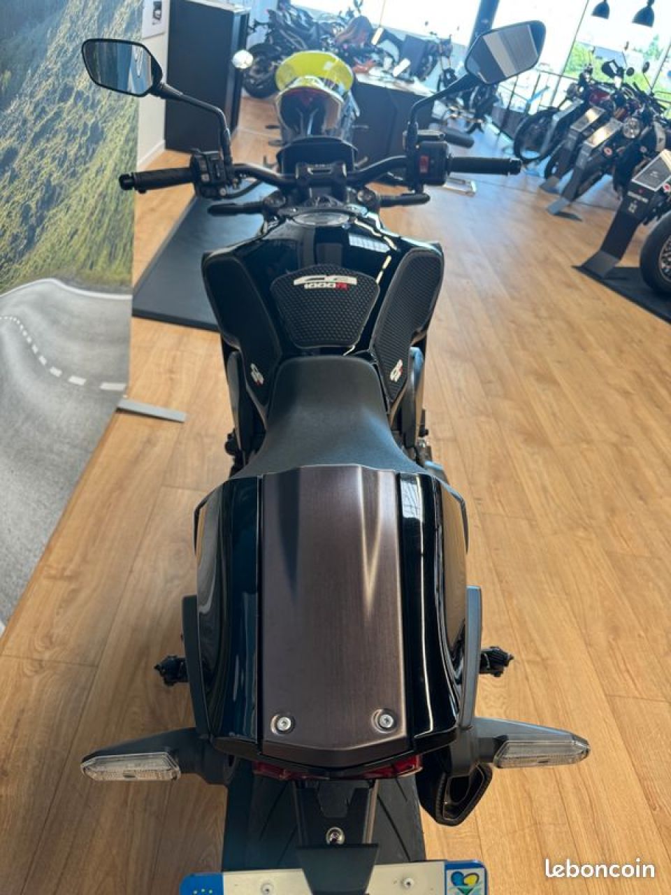 HONDA CB 1000 R ABS 4