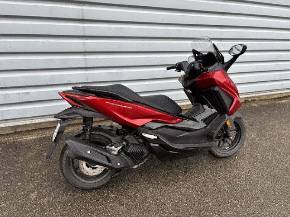 HONDA FORZA 125 ABS 4