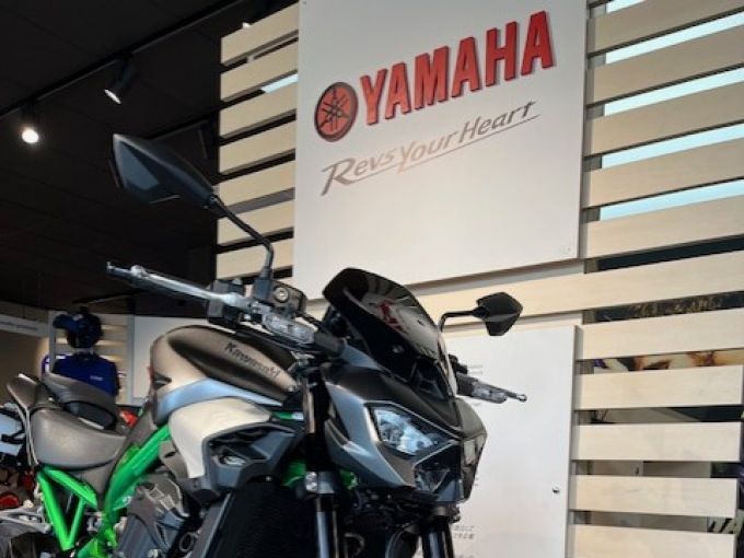 KAWASAKI Z 900 4