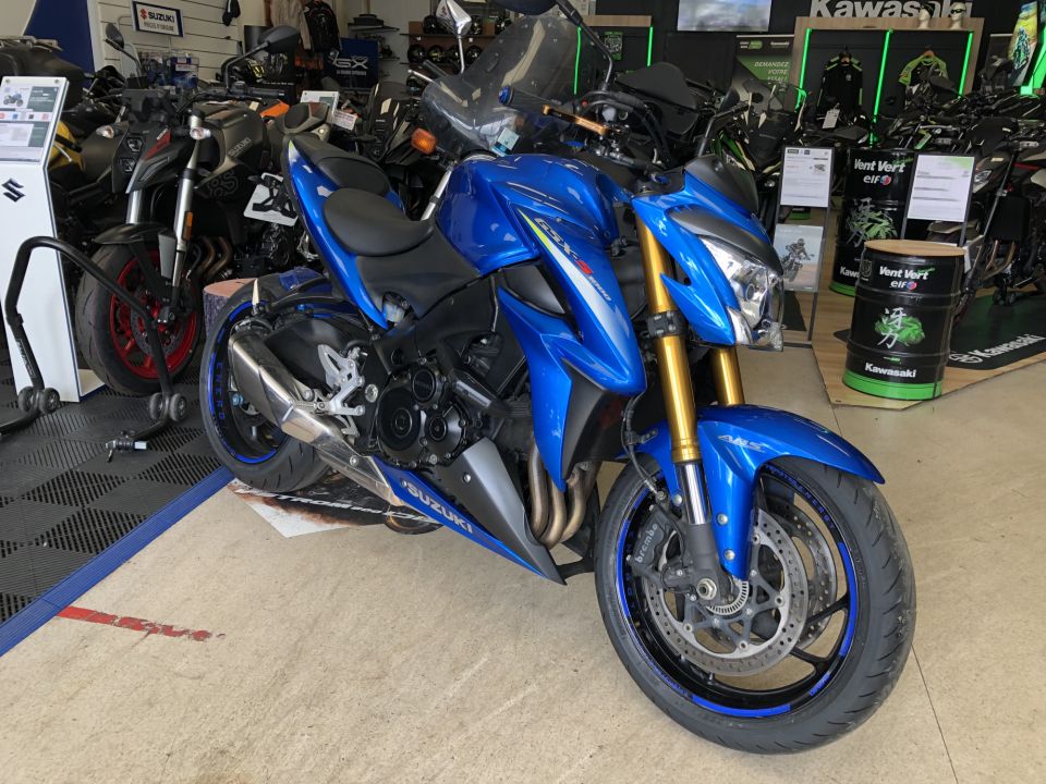 SUZUKI GSX-S 1000 ABS 4
