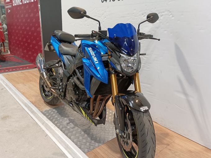 SUZUKI GSX-S 750 4