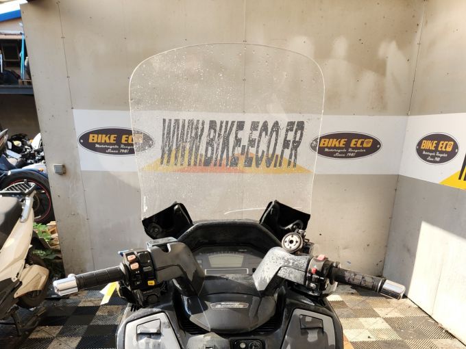 SUZUKI BURGMAN 650 4