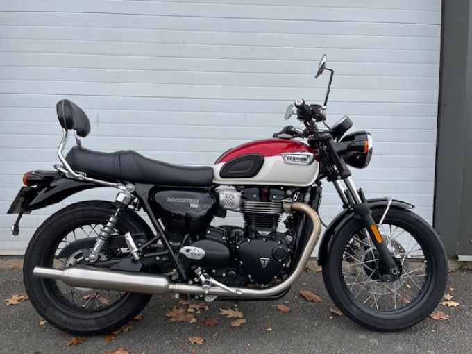 TRIUMPH BONNEVILLE T100 900 4