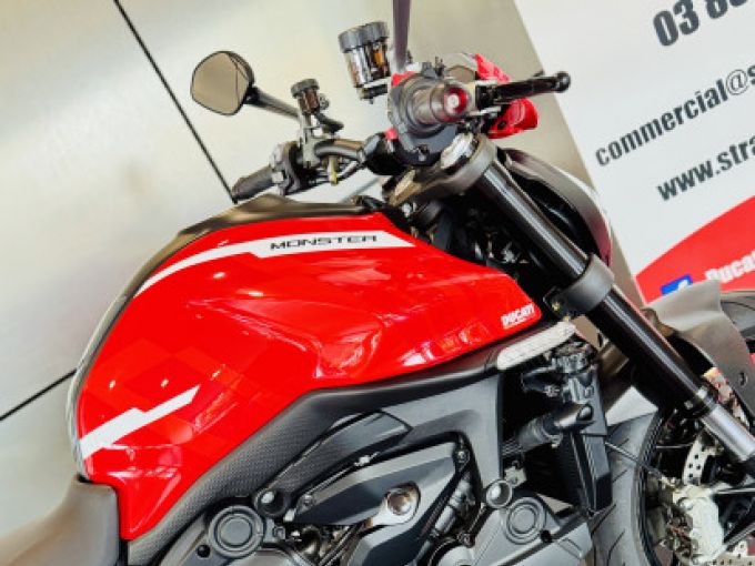 DUCATI MONSTER + 937 4