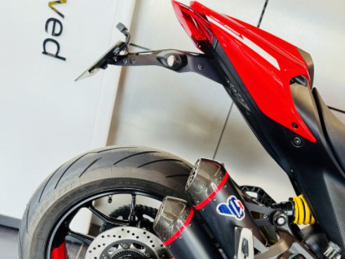 DUCATI MONSTER + 937 4