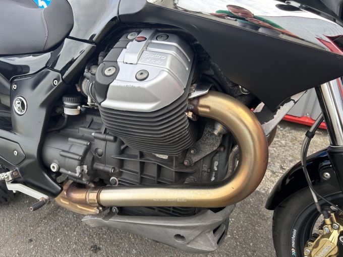 MOTO GUZZI 1200 SPORT 4