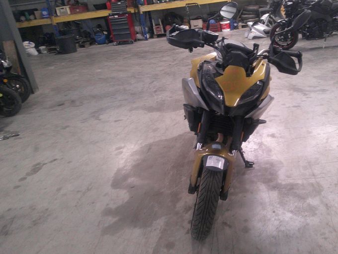 BMW F 900 XR 4