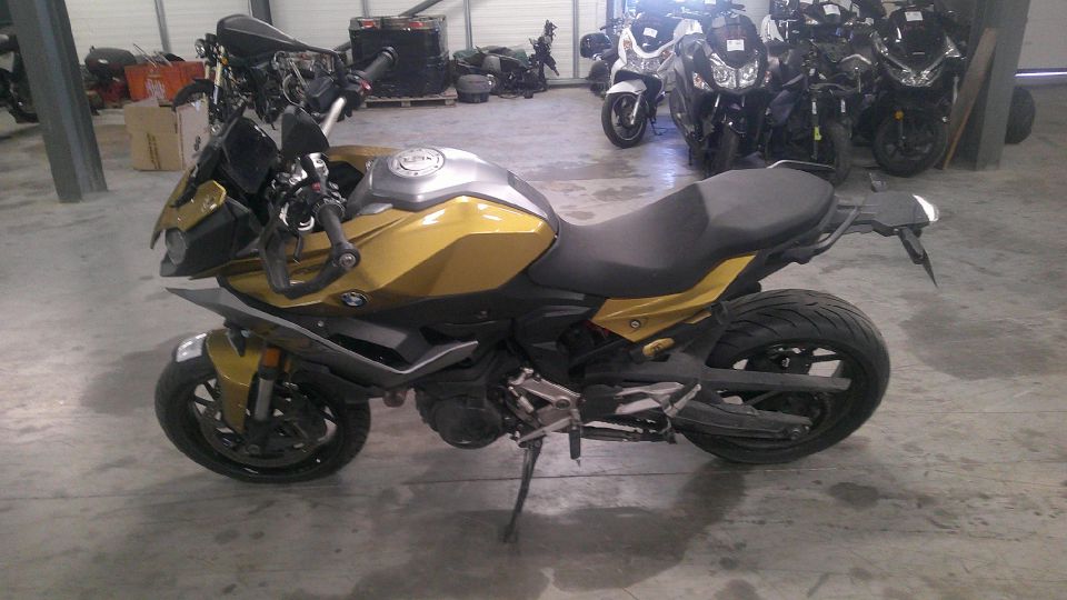 BMW F 900 XR 4