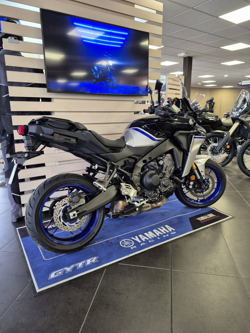 YAMAHA TRACER 9 GT + 4