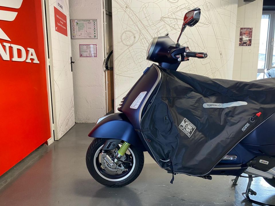 VESPA GTS 125IE SUPER 4