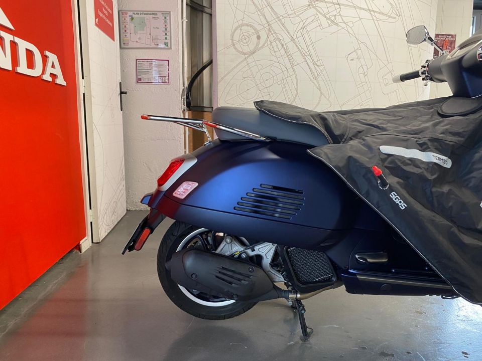 VESPA GTS 125IE SUPER 4