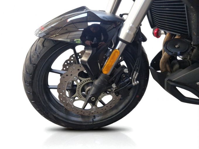 VOGE R 500 4