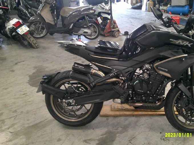 CF MOTO 800 NK 4