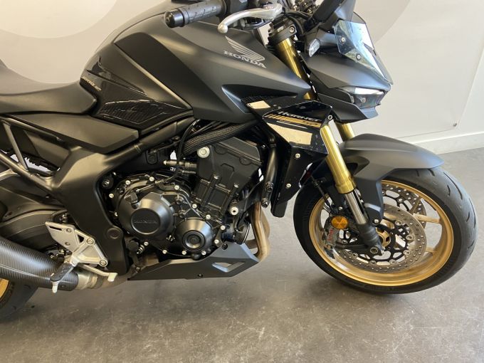 HONDA CB 1000 Hornet 4