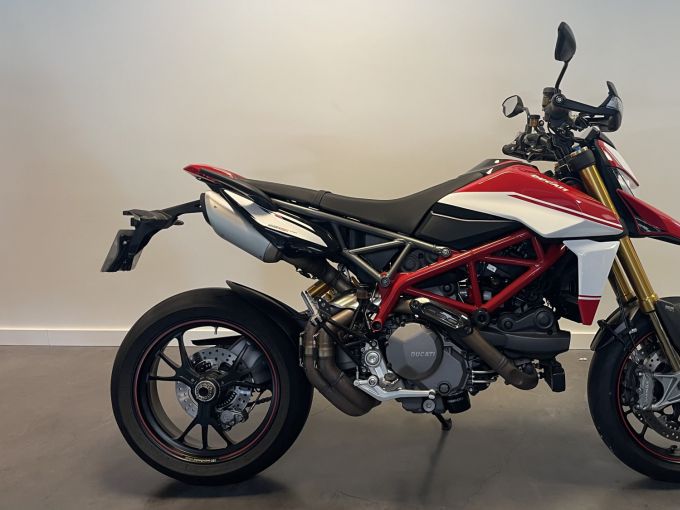 DUCATI HYPERMOTARD SP 4