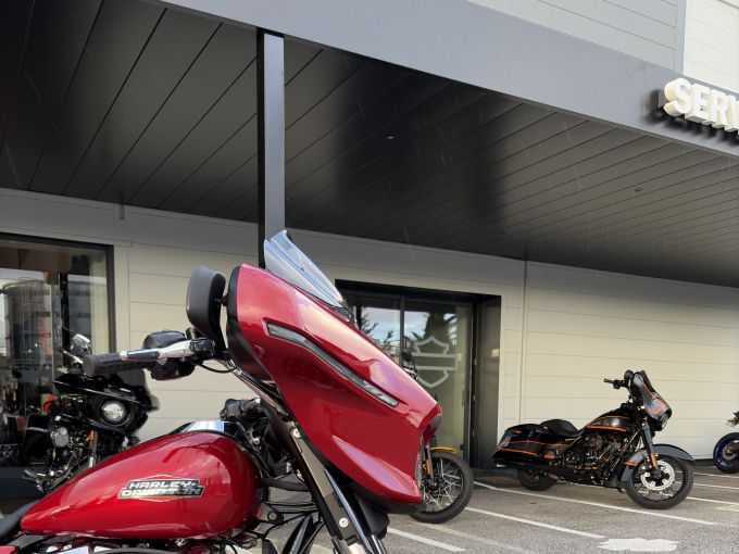 HARLEY-DAVIDSON TOURING STREET GLIDE 1923 4