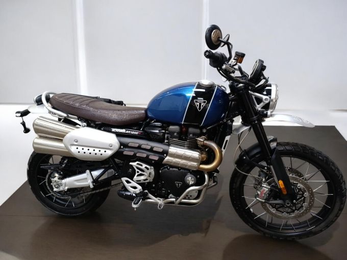 TRIUMPH SCRAMBLER 1200 XC 4