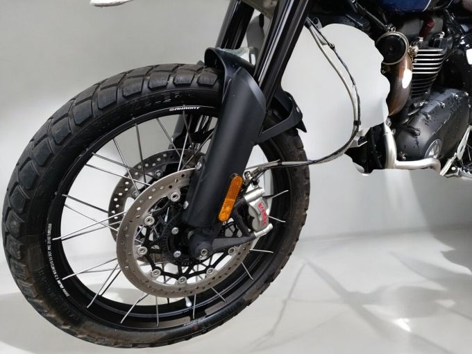 TRIUMPH SCRAMBLER 1200 XC 4