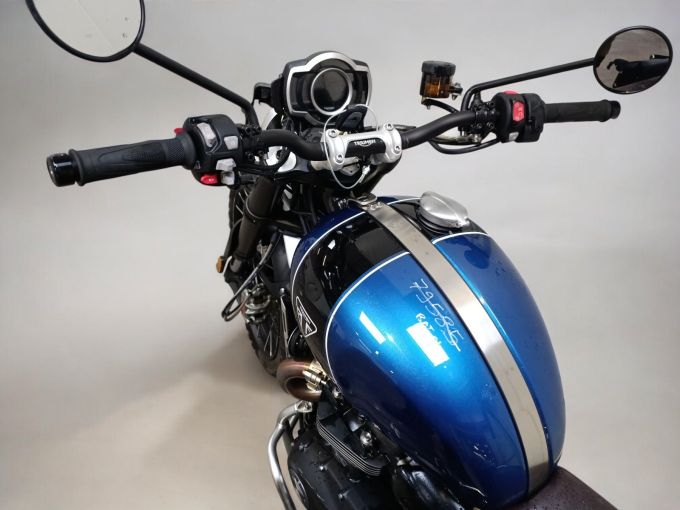 TRIUMPH SCRAMBLER 1200 XC 4